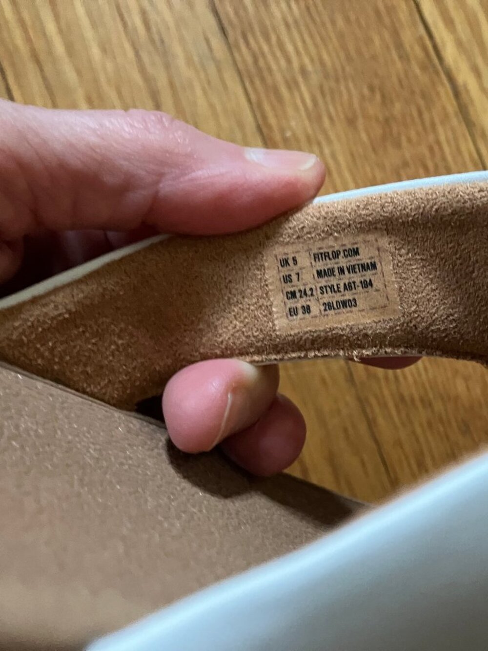 FitFlop Flowrise sandal, size 7 - Picture 6 of 9